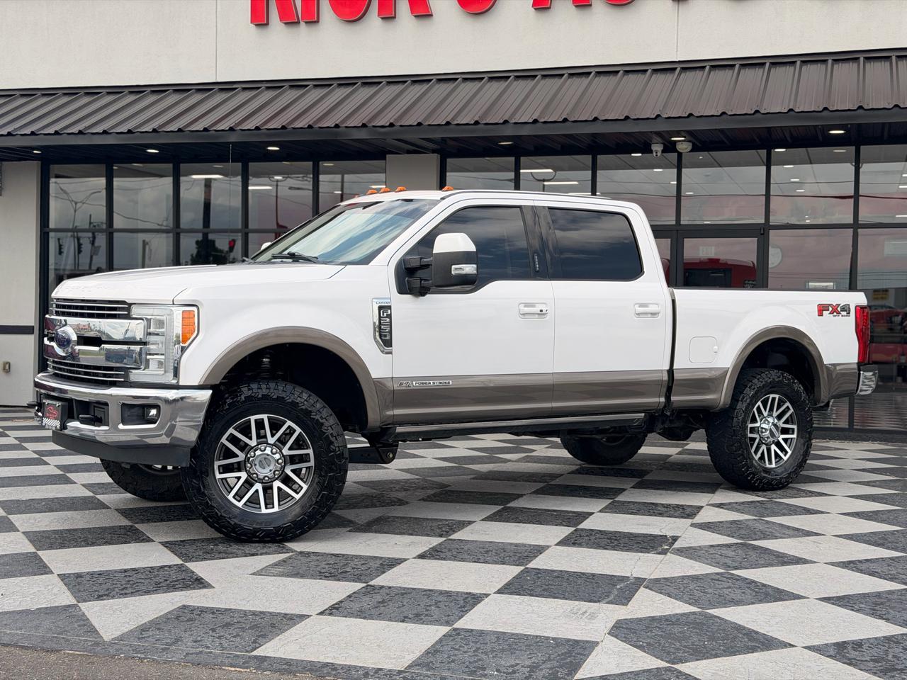 Ford F-250 SD Lariat Crew Cab 4WD 2018