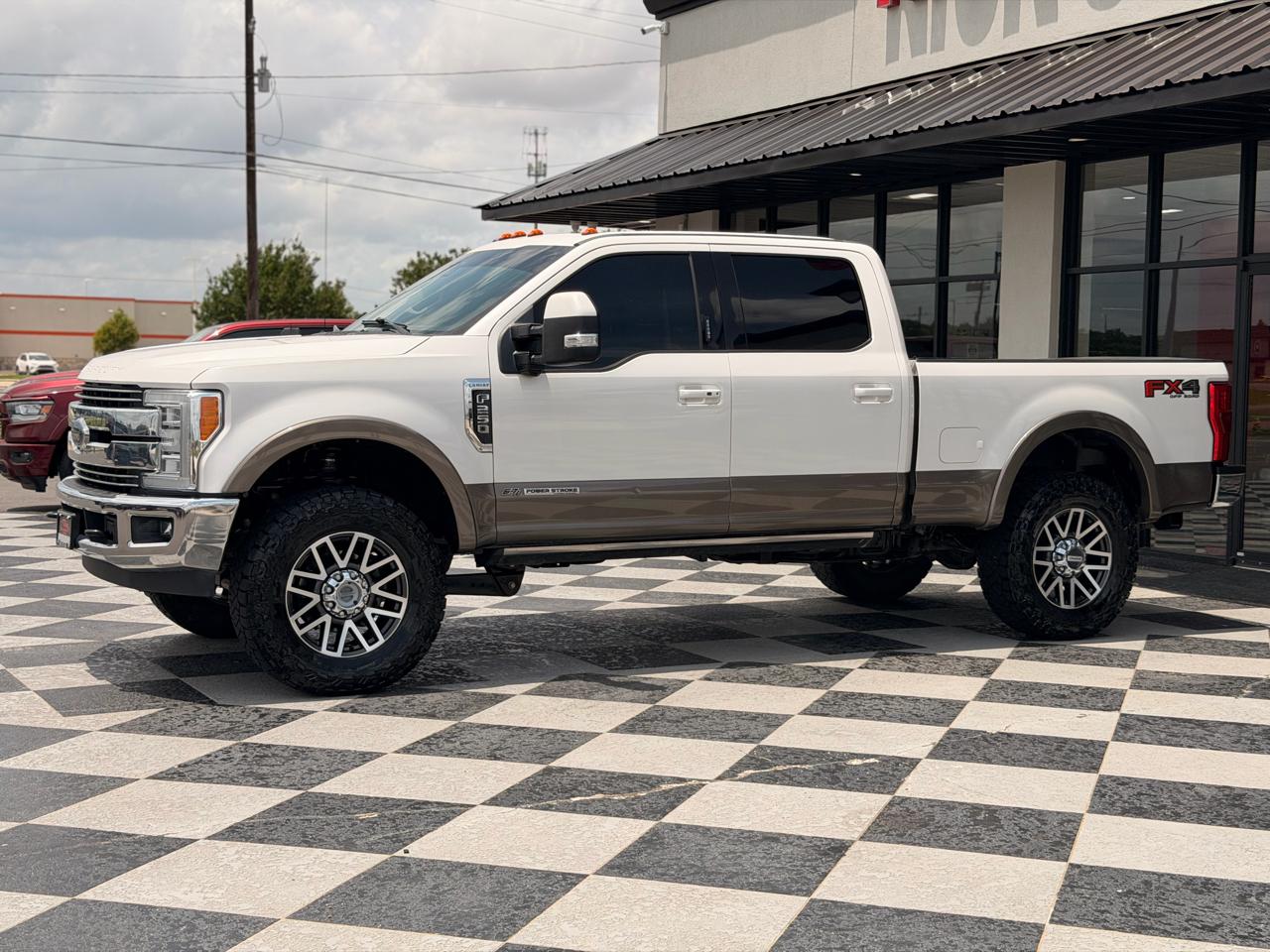Ford F-250 SD Lariat Crew Cab 4WD 2018
