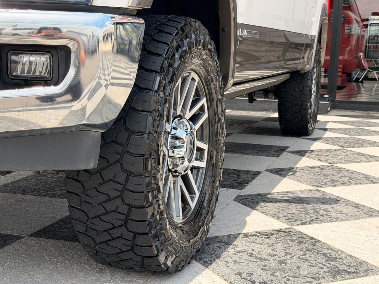Ford F-250 SD Lariat Crew Cab 4WD 2018