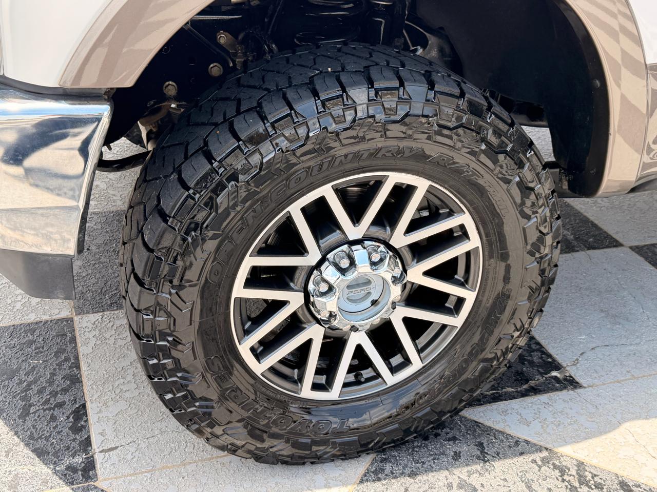 Ford F-250 SD Lariat Crew Cab 4WD 2018