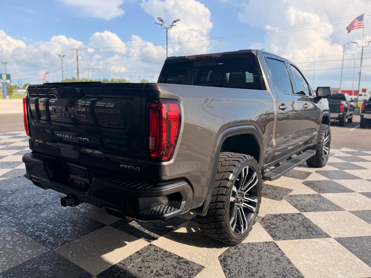GMC Sierra 1500 AT4 Crew Cab Long Box 4WD 2019