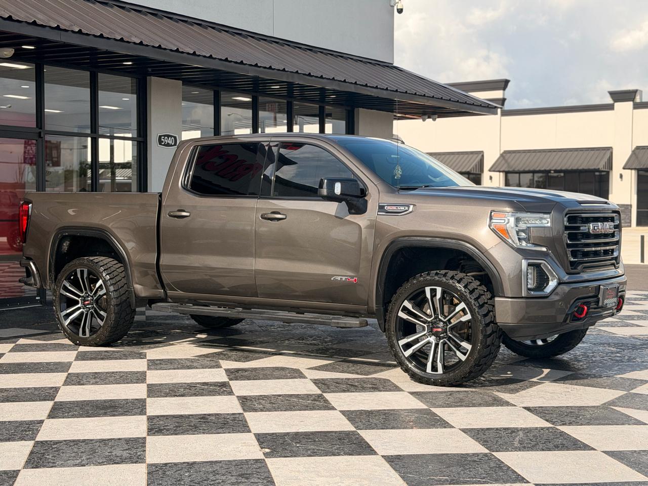 GMC Sierra 1500 AT4 Crew Cab Long Box 4WD 2019