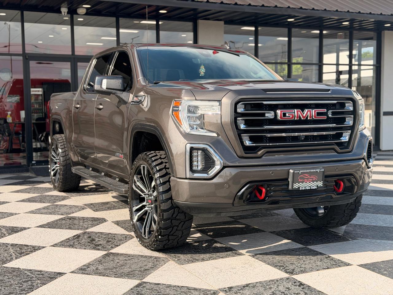 GMC Sierra 1500 AT4 Crew Cab Long Box 4WD 2019