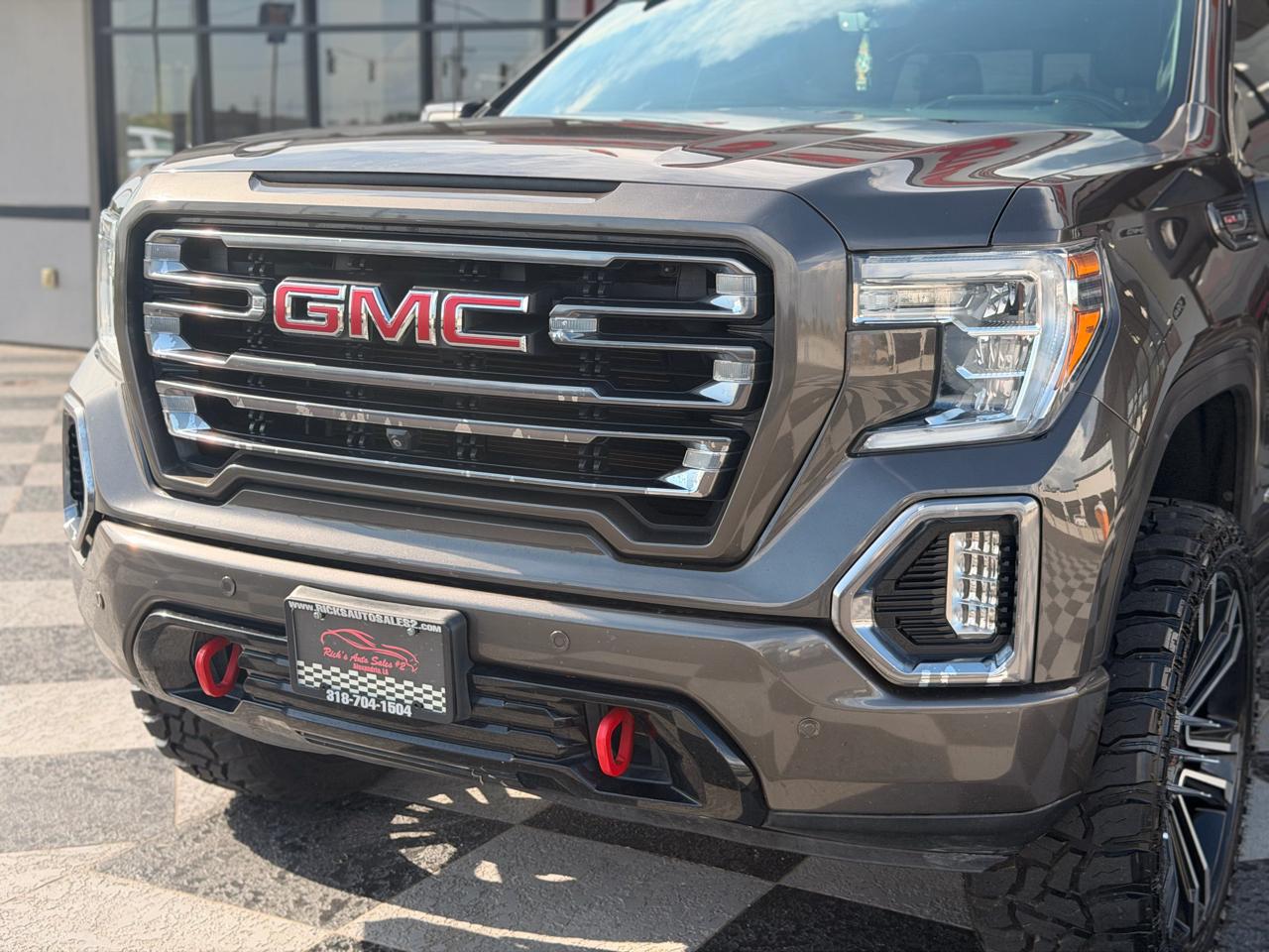 GMC Sierra 1500 AT4 Crew Cab Long Box 4WD 2019