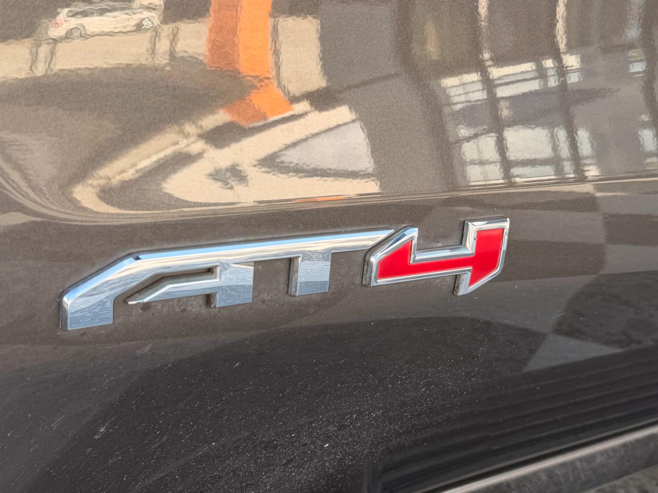 GMC Sierra 1500 AT4 Crew Cab Long Box 4WD 2019