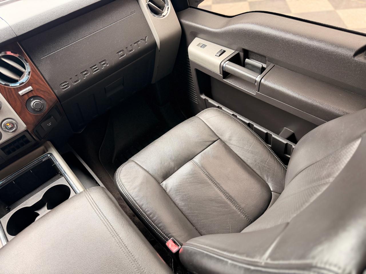 Ford F-250 SD Lariat Crew Cab 4WD 2016