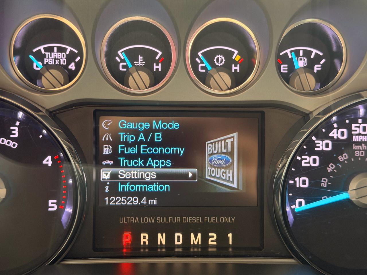 Ford F-250 SD Lariat Crew Cab 4WD 2016