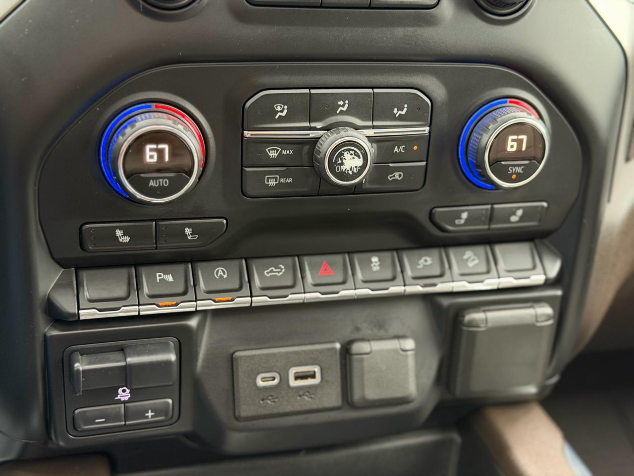 Chevrolet Silverado 1500 RST Crew Cab 4WD 2019