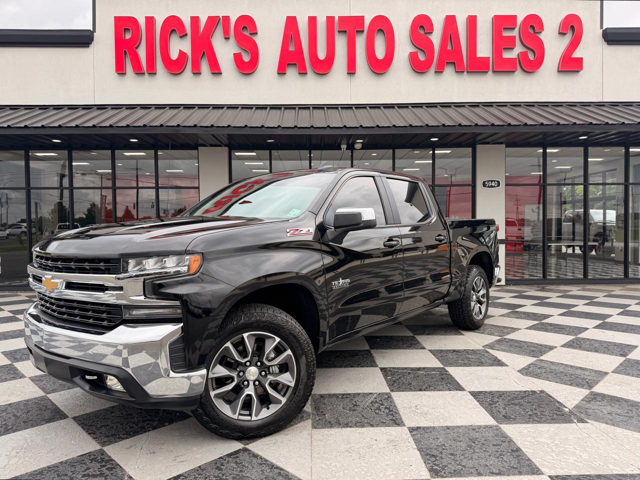 Chevrolet Silverado 1500 4WD Crew Cab 143.5" LT 2021
