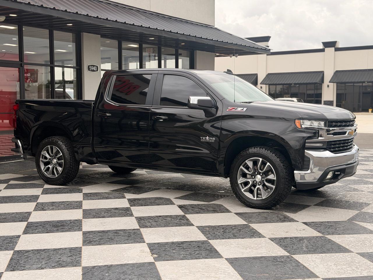 Chevrolet Silverado 1500 4WD Crew Cab 143.5" LT 2021