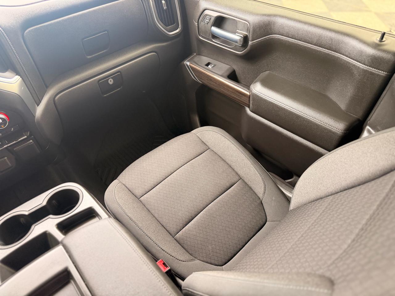 Chevrolet Silverado 1500 4WD Crew Cab 143.5" LT 2021