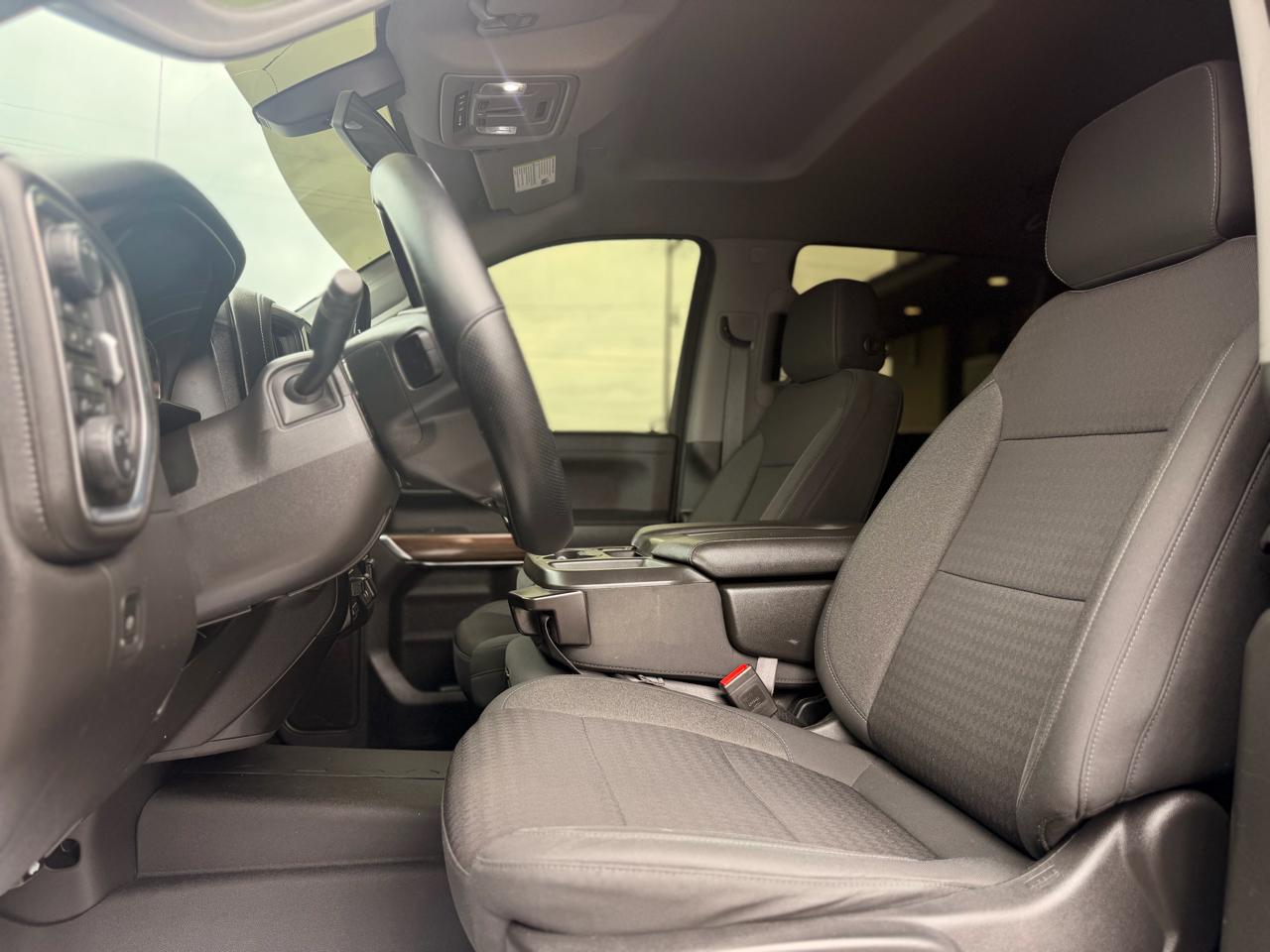 Chevrolet Silverado 1500 4WD Crew Cab 143.5" LT 2021