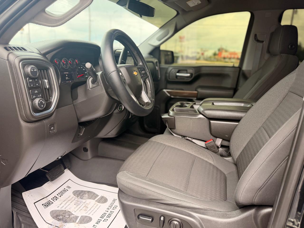 Chevrolet Silverado 1500 4WD Crew Cab 143.5" LT 2021