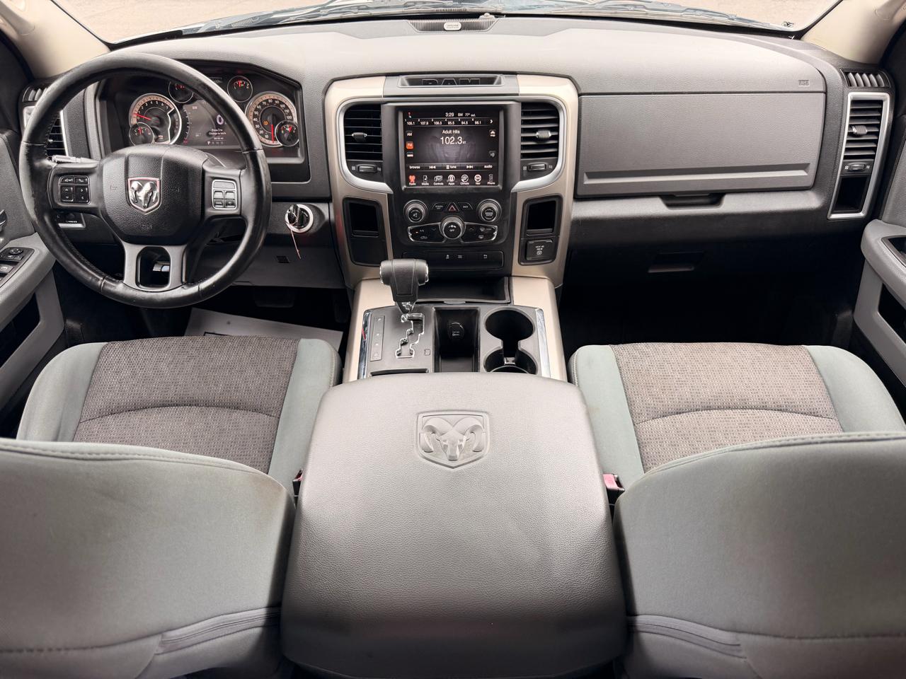 RAM 1500 Big Horn 2WD Quad Cab 2013