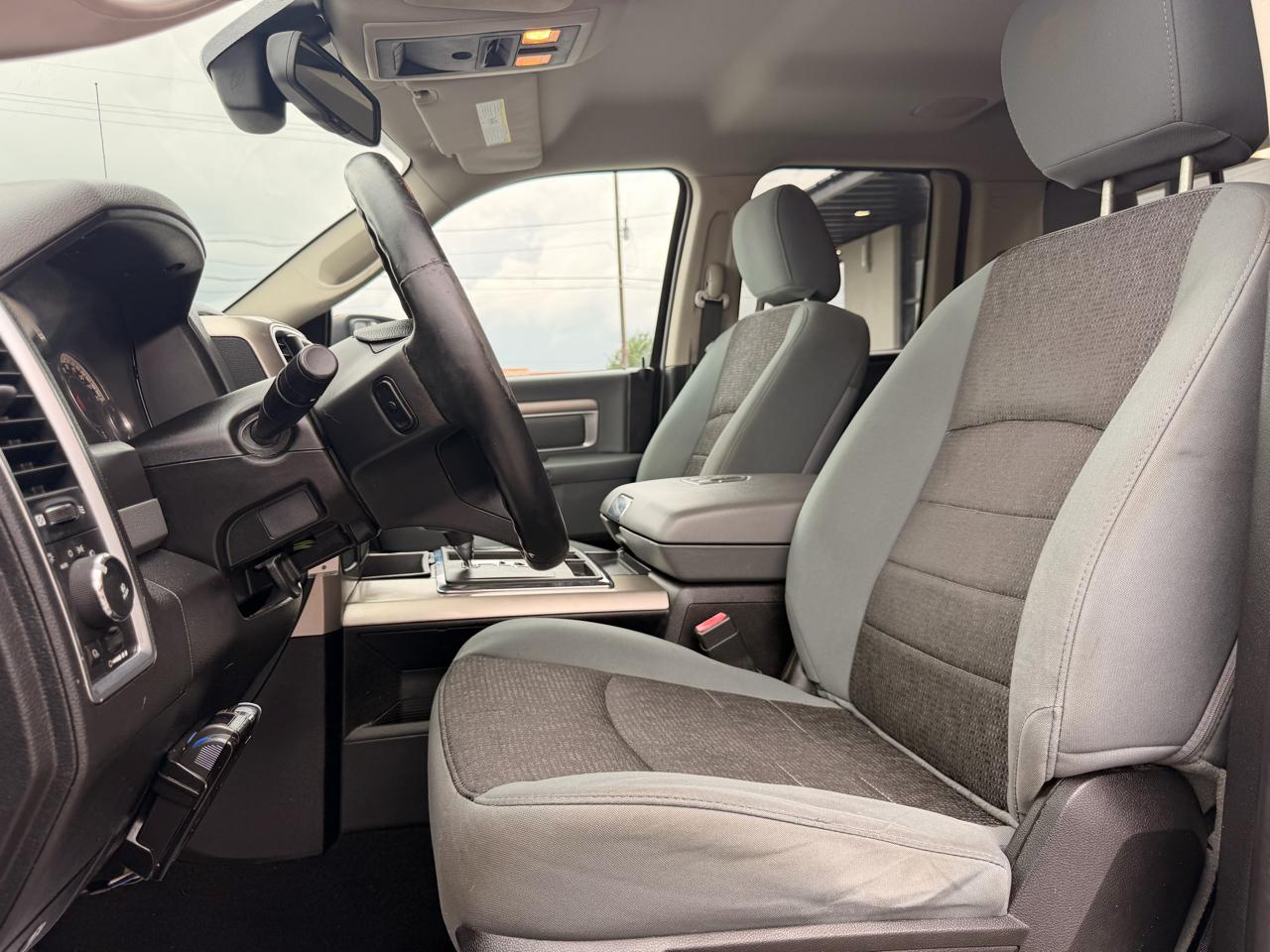 RAM 1500 Big Horn 2WD Quad Cab 2013