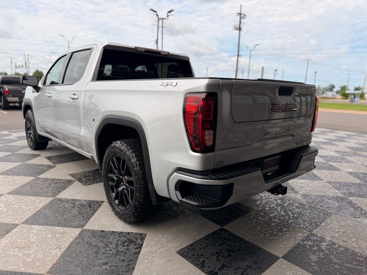 GMC Sierra 1500 Elevation Crew Cab 4WD 2021