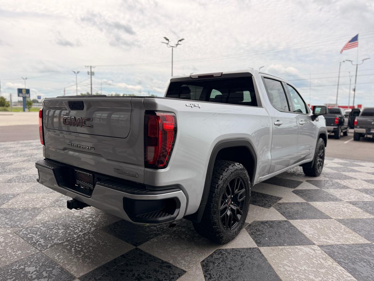 GMC Sierra 1500 Elevation Crew Cab 4WD 2021