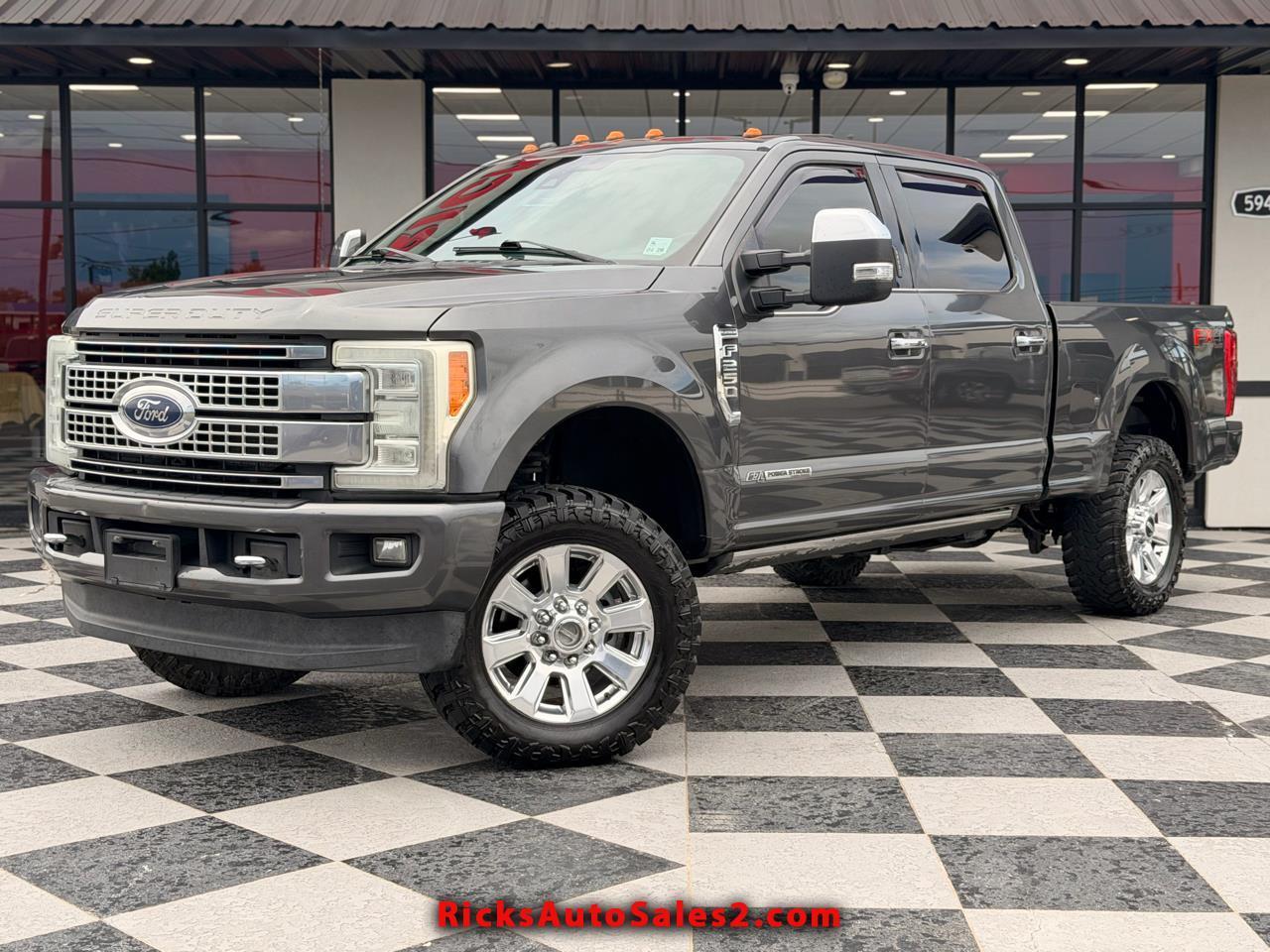 Ford F-250 SD Platinum Crew Cab 4WD 2017