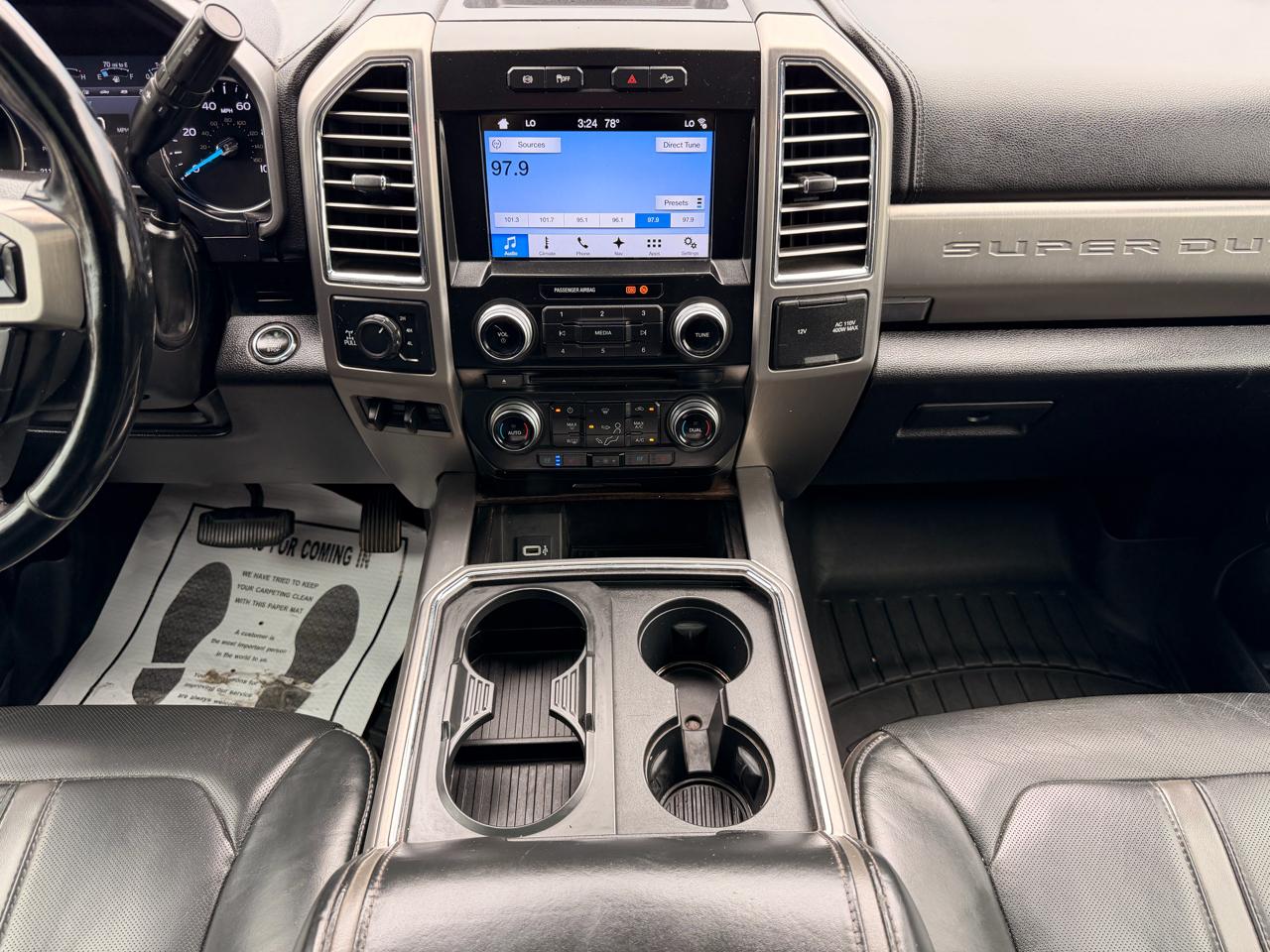 Ford F-250 SD Platinum Crew Cab 4WD 2017