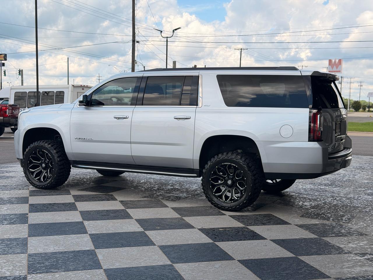 GMC Yukon XL SLT 4WD 2019