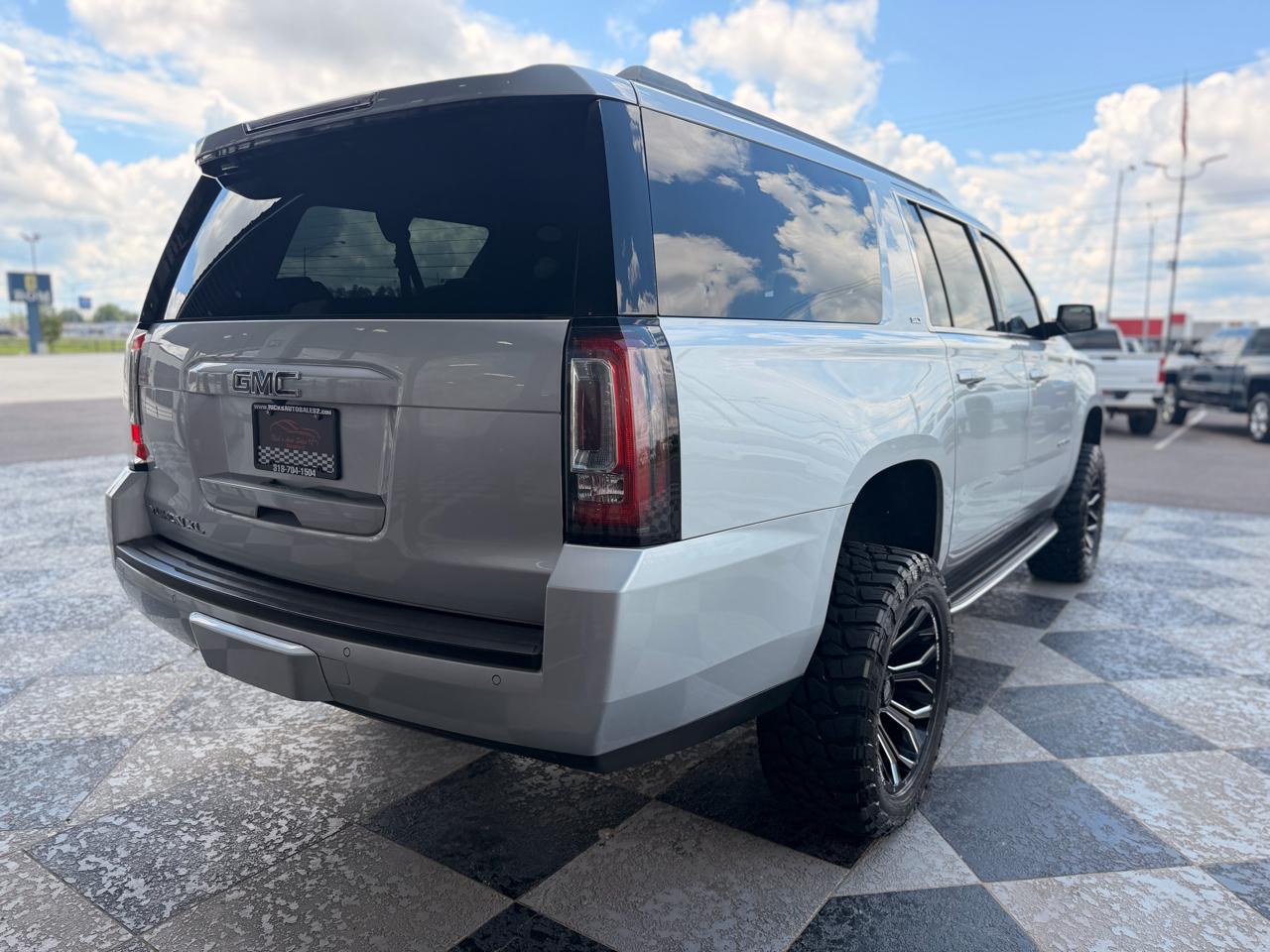 GMC Yukon XL SLT 4WD 2019