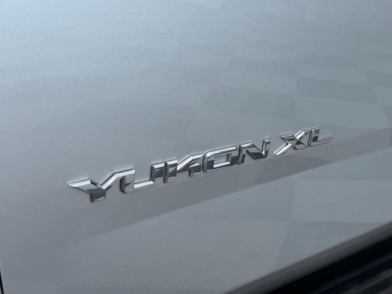 GMC Yukon XL SLT 4WD 2019