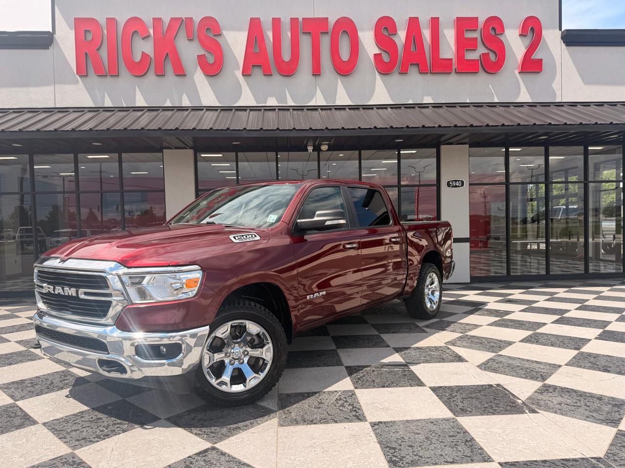 RAM 1500 Big Horn Crew Cab SWB 4WD 2020