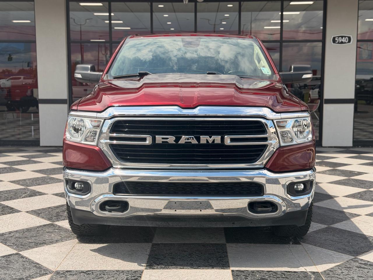 RAM 1500 Big Horn Crew Cab SWB 4WD 2020