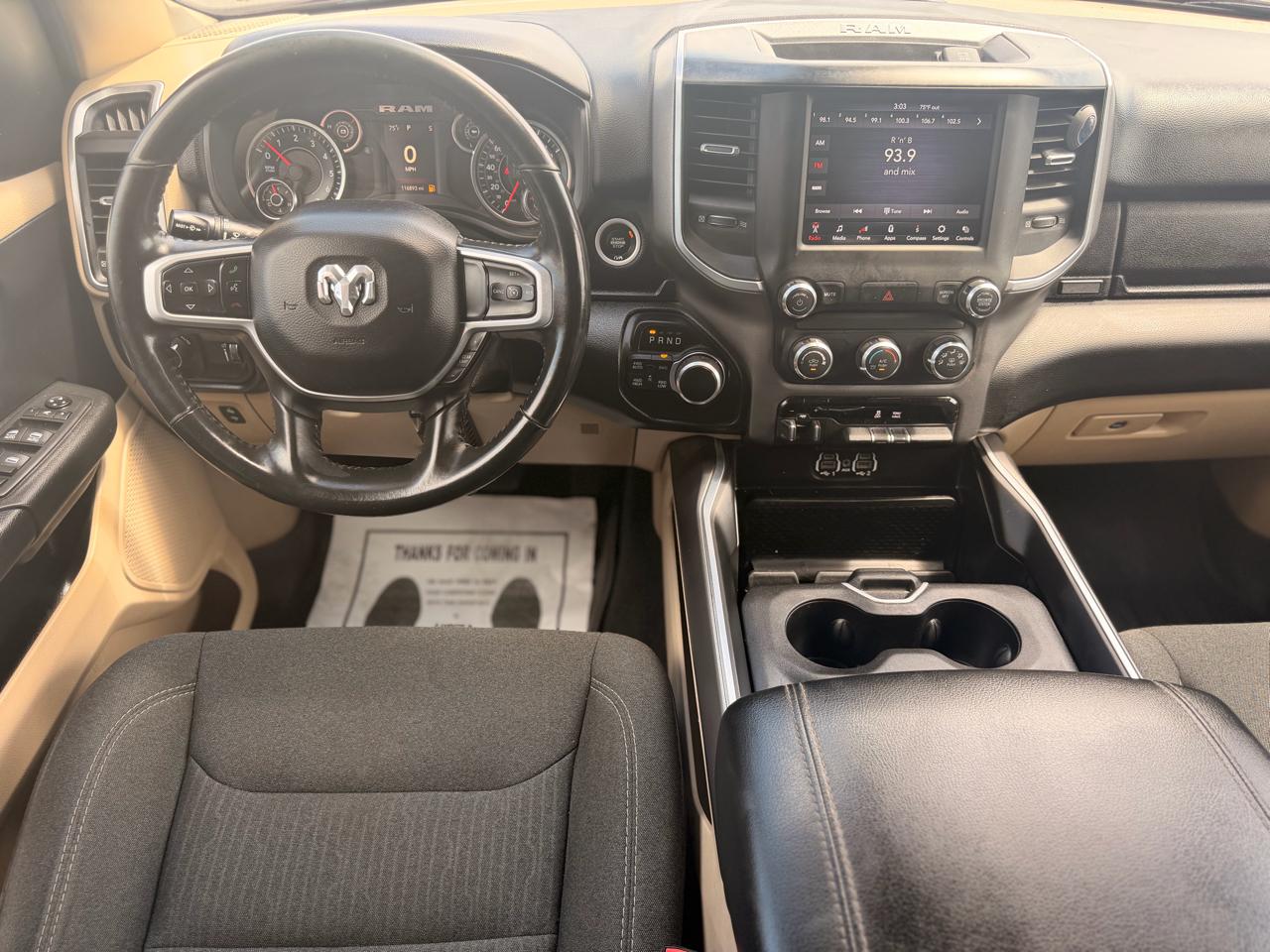 RAM 1500 Big Horn Crew Cab SWB 4WD 2020