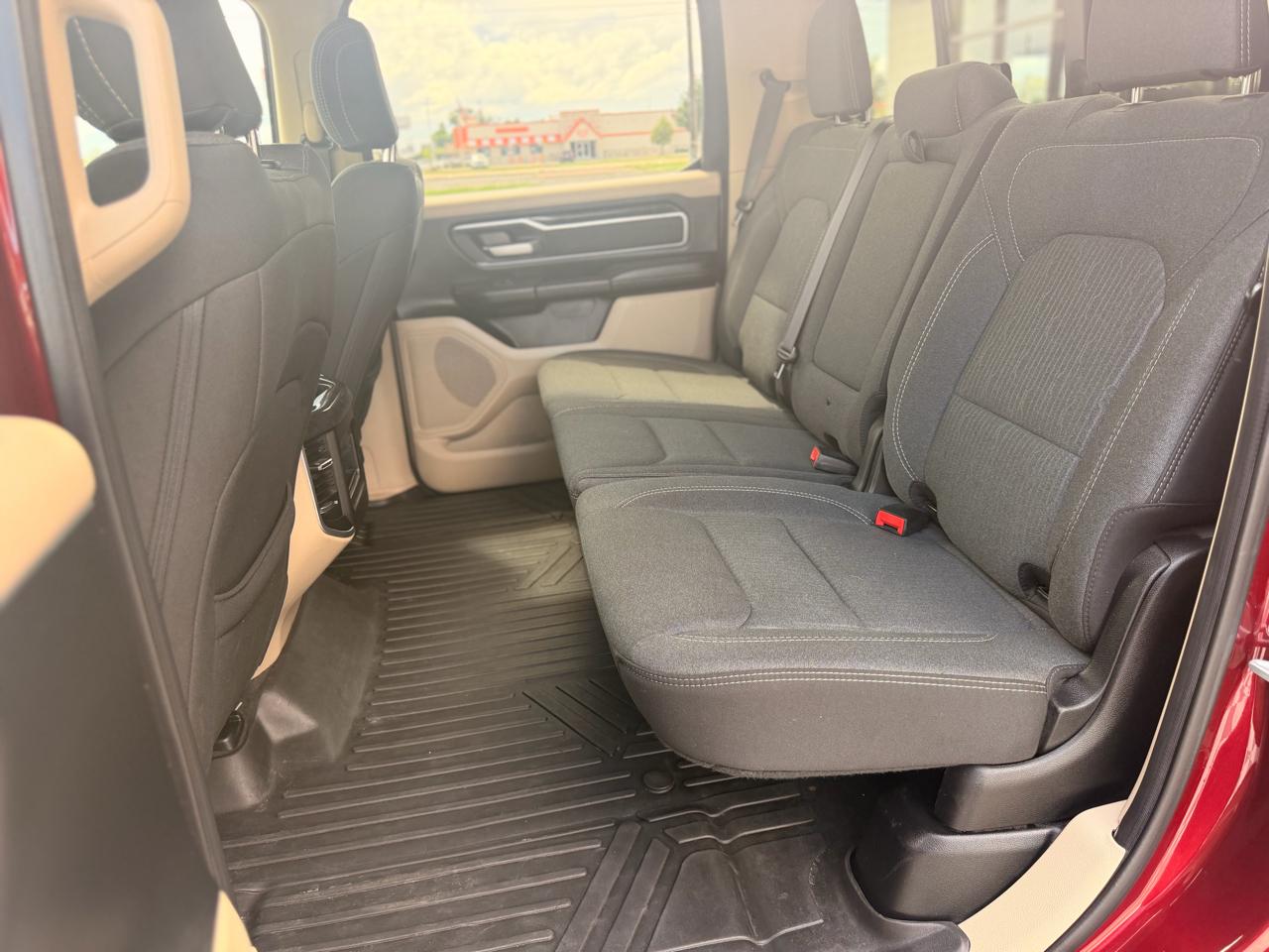 RAM 1500 Big Horn Crew Cab SWB 4WD 2020