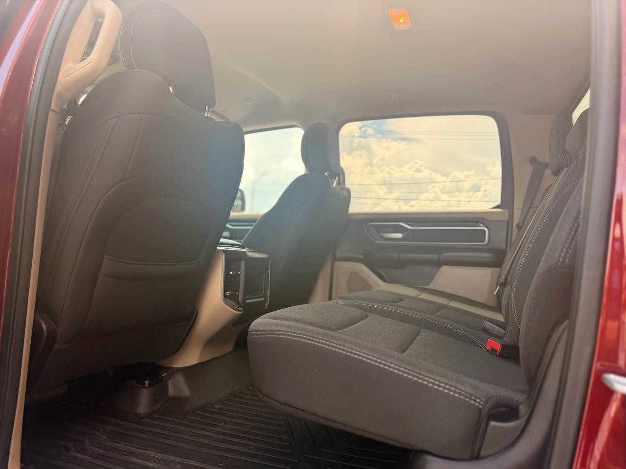 RAM 1500 Big Horn Crew Cab SWB 4WD 2020