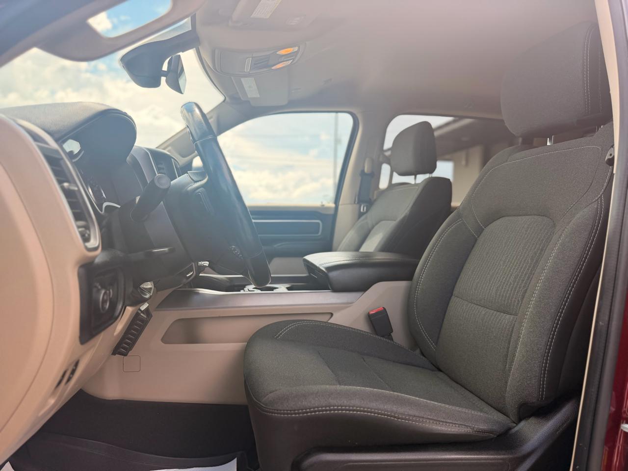 RAM 1500 Big Horn Crew Cab SWB 4WD 2020