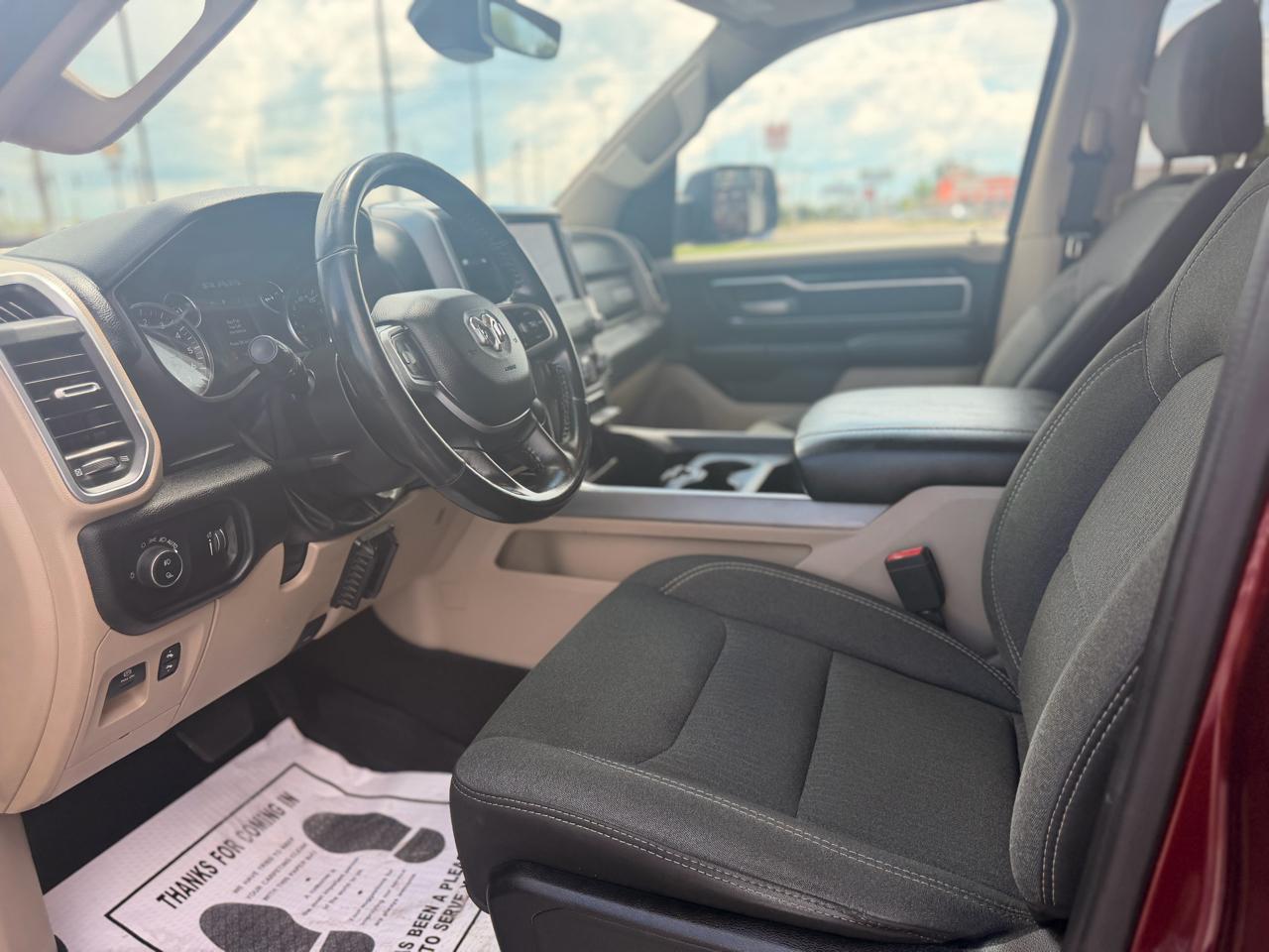 RAM 1500 Big Horn Crew Cab SWB 4WD 2020