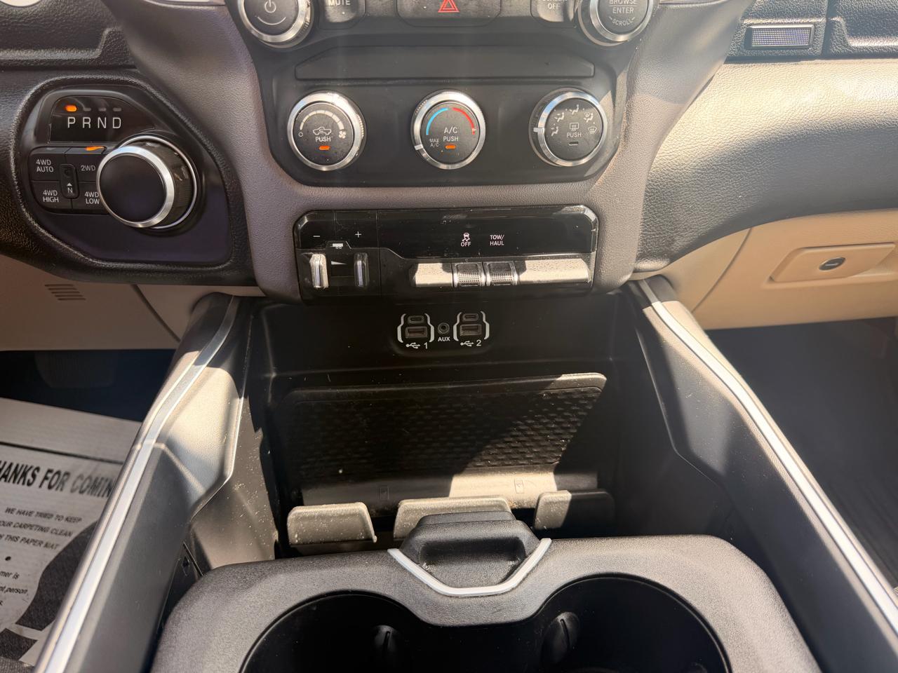 RAM 1500 Big Horn Crew Cab SWB 4WD 2020