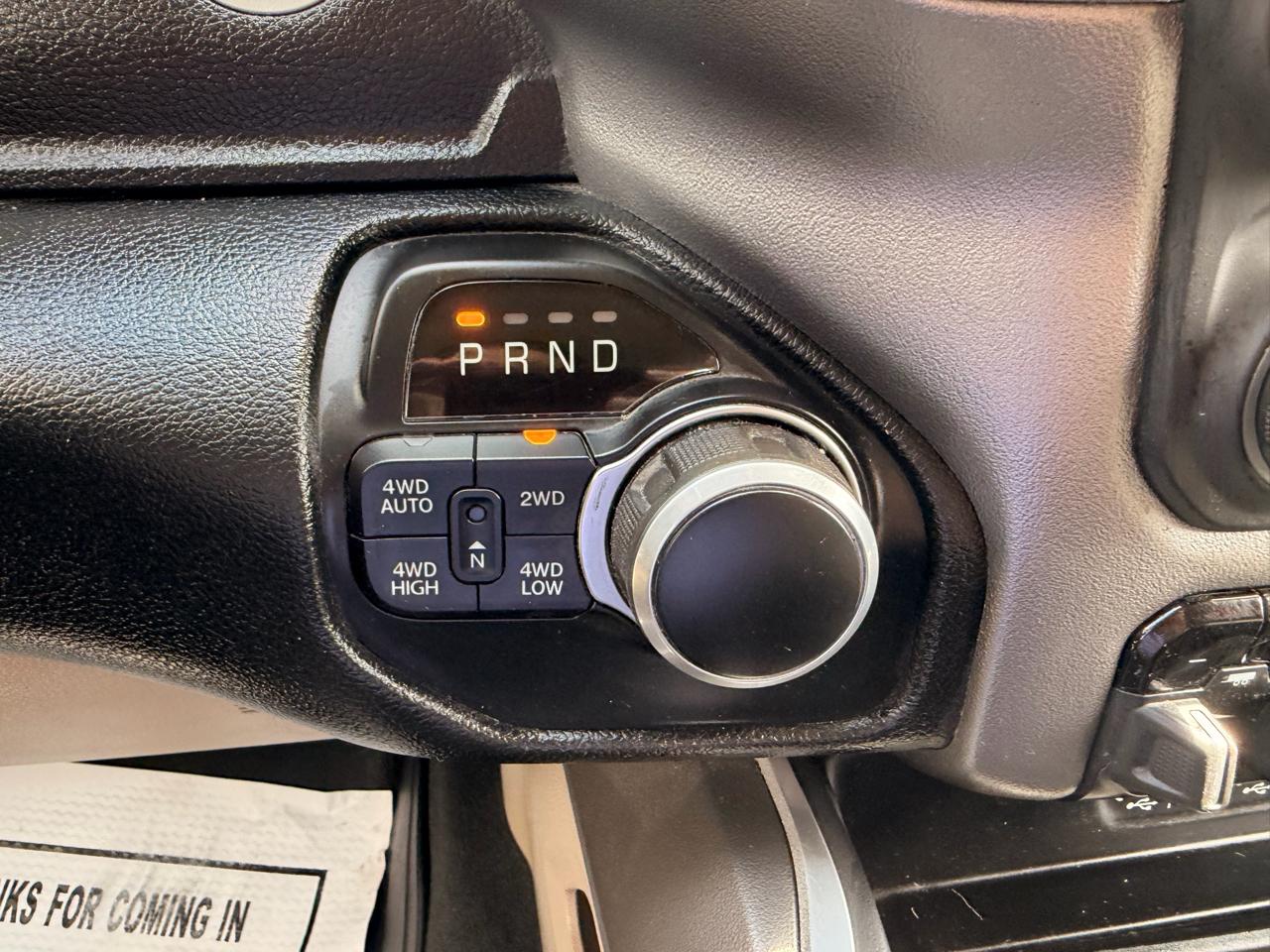 RAM 1500 Big Horn Crew Cab SWB 4WD 2020
