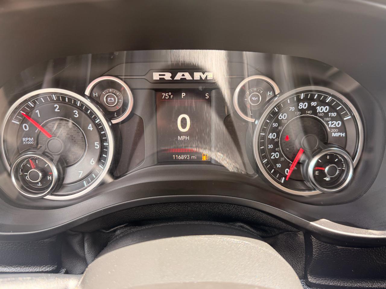 RAM 1500 Big Horn Crew Cab SWB 4WD 2020