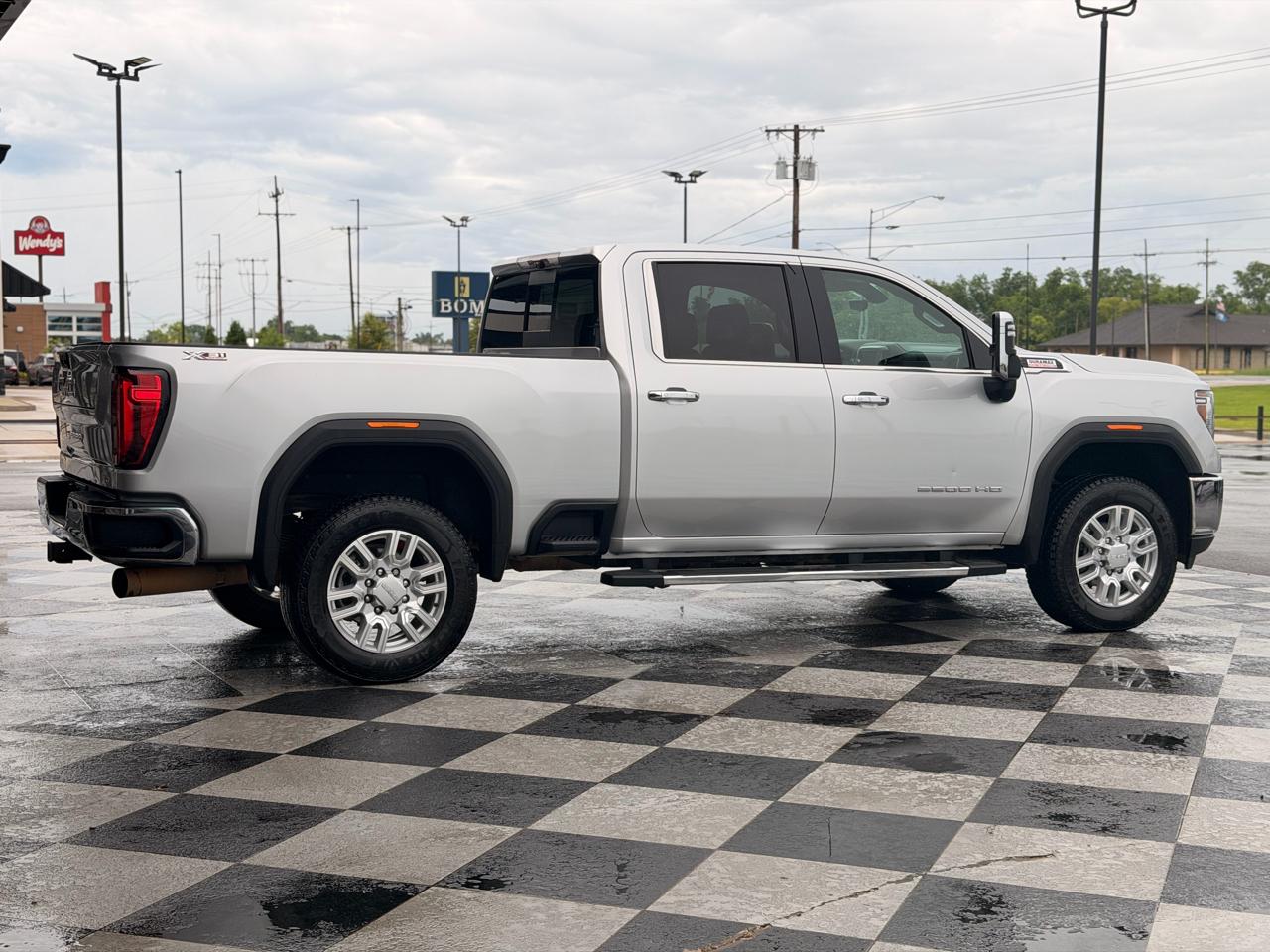 GMC Sierra 2500HD SLT Crew Cab 4WD 2020