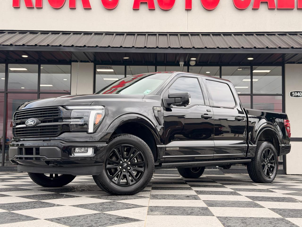 Ford F-150 Platinum 4WD SuperCrew 5.5' Box 2025