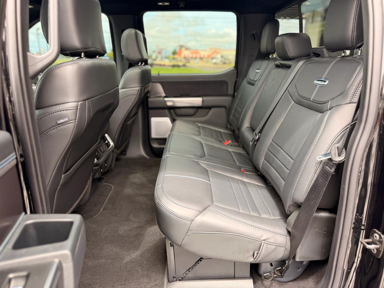 Ford F-150 Platinum 4WD SuperCrew 5.5' Box 2025
