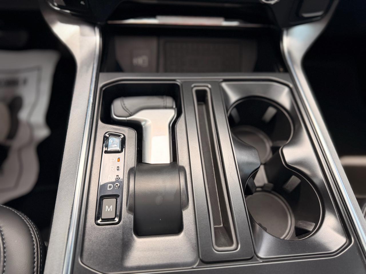 Ford F-150 Platinum 4WD SuperCrew 5.5' Box 2025