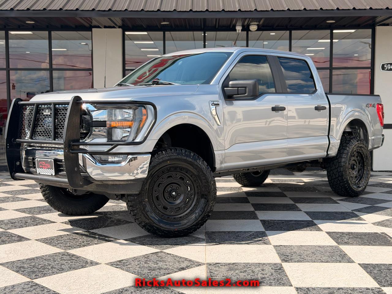 2023 Ford F-150 XLT 4WD SuperCrew 5.5' Box