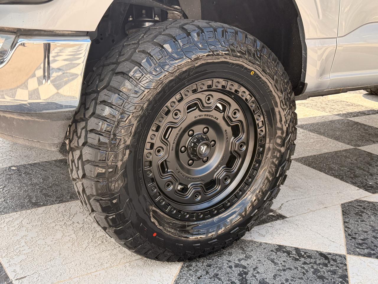 Ford F-150 XLT 4WD SuperCrew 5.5' Box 2023
