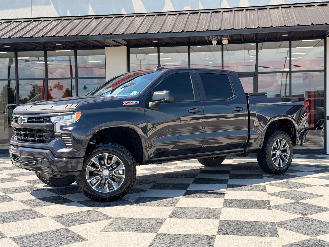 Chevrolet Silverado 1500 RST Crew Cab 4WD 2022