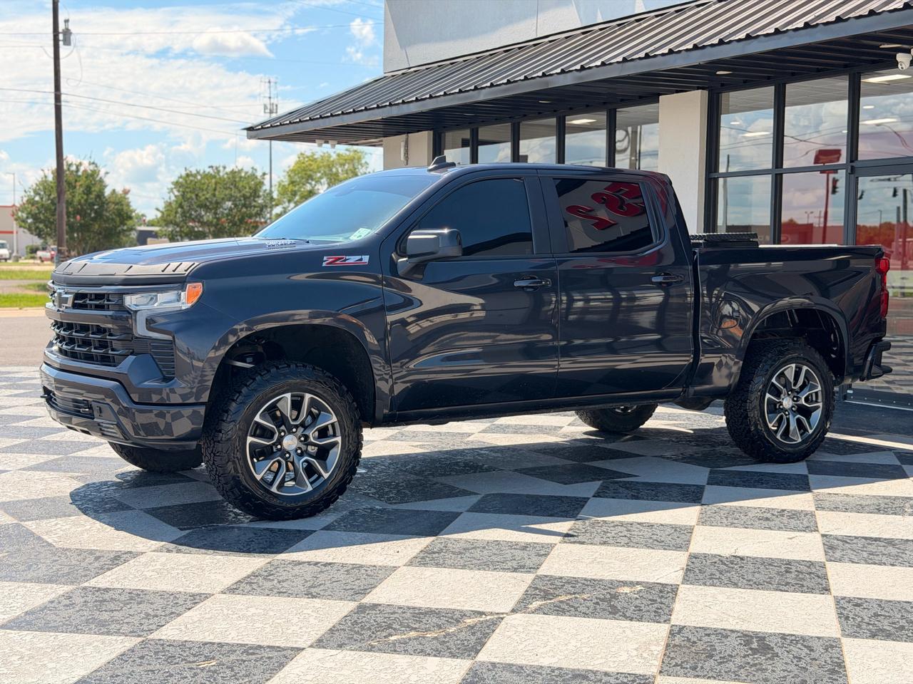 Chevrolet Silverado 1500 RST Crew Cab 4WD 2022