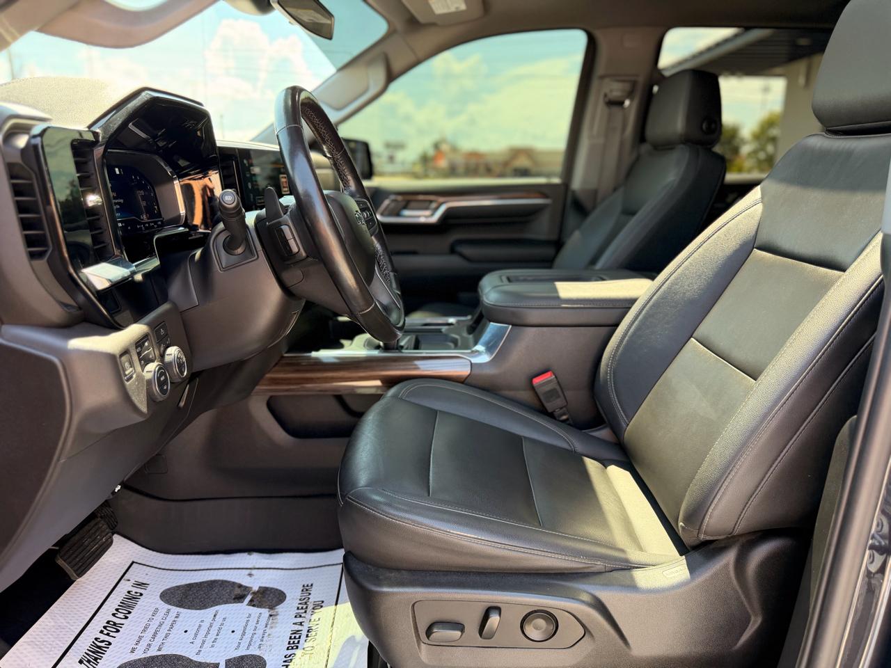 Chevrolet Silverado 1500 RST Crew Cab 4WD 2022