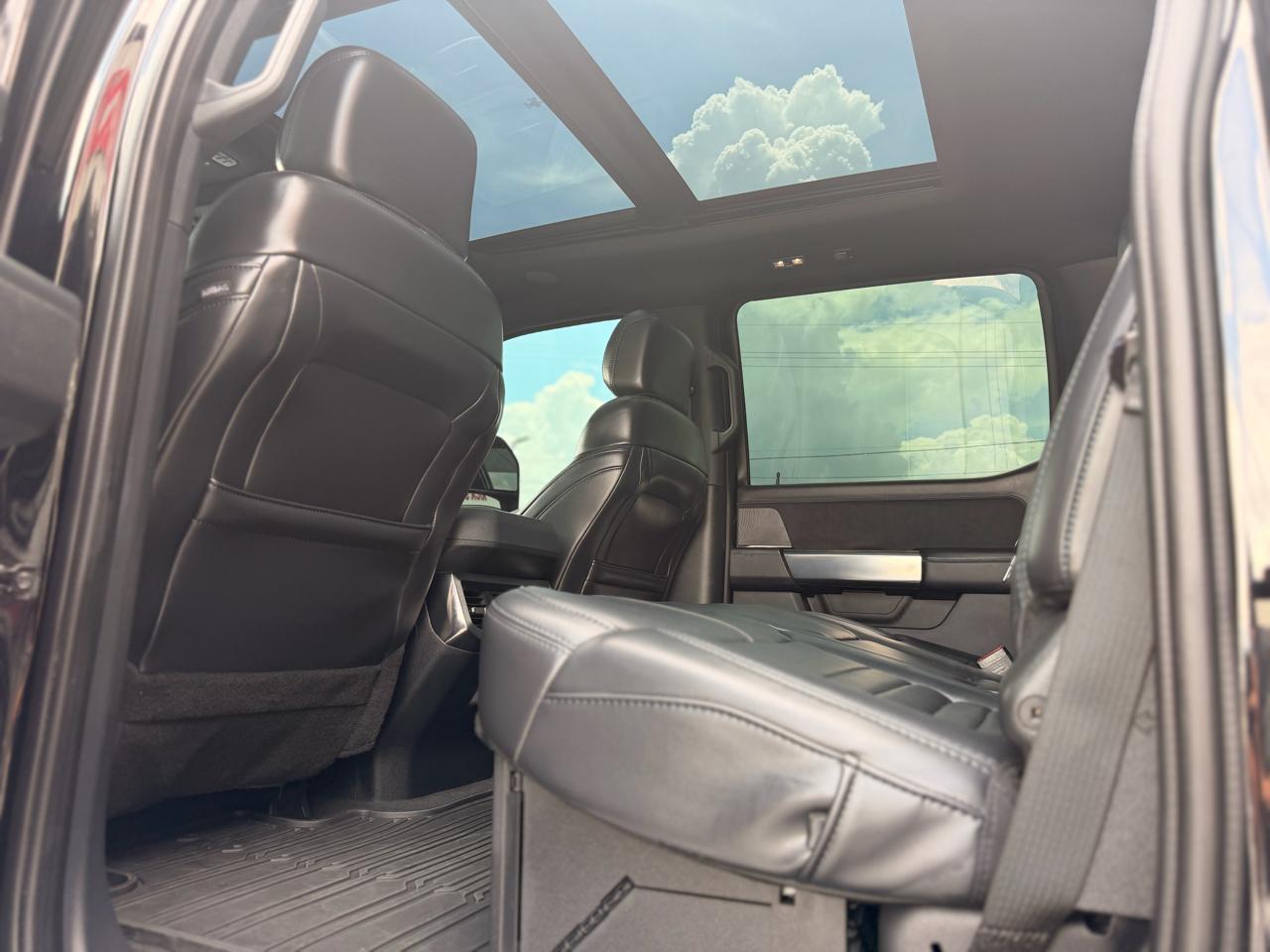 Ford F-350 SD Platinum Crew Cab Long Box 4WD DRW 2025