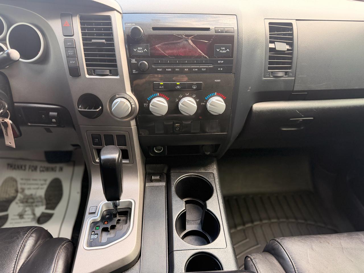 Toyota Tundra Base CrewMax 5.7L 2WD 2013