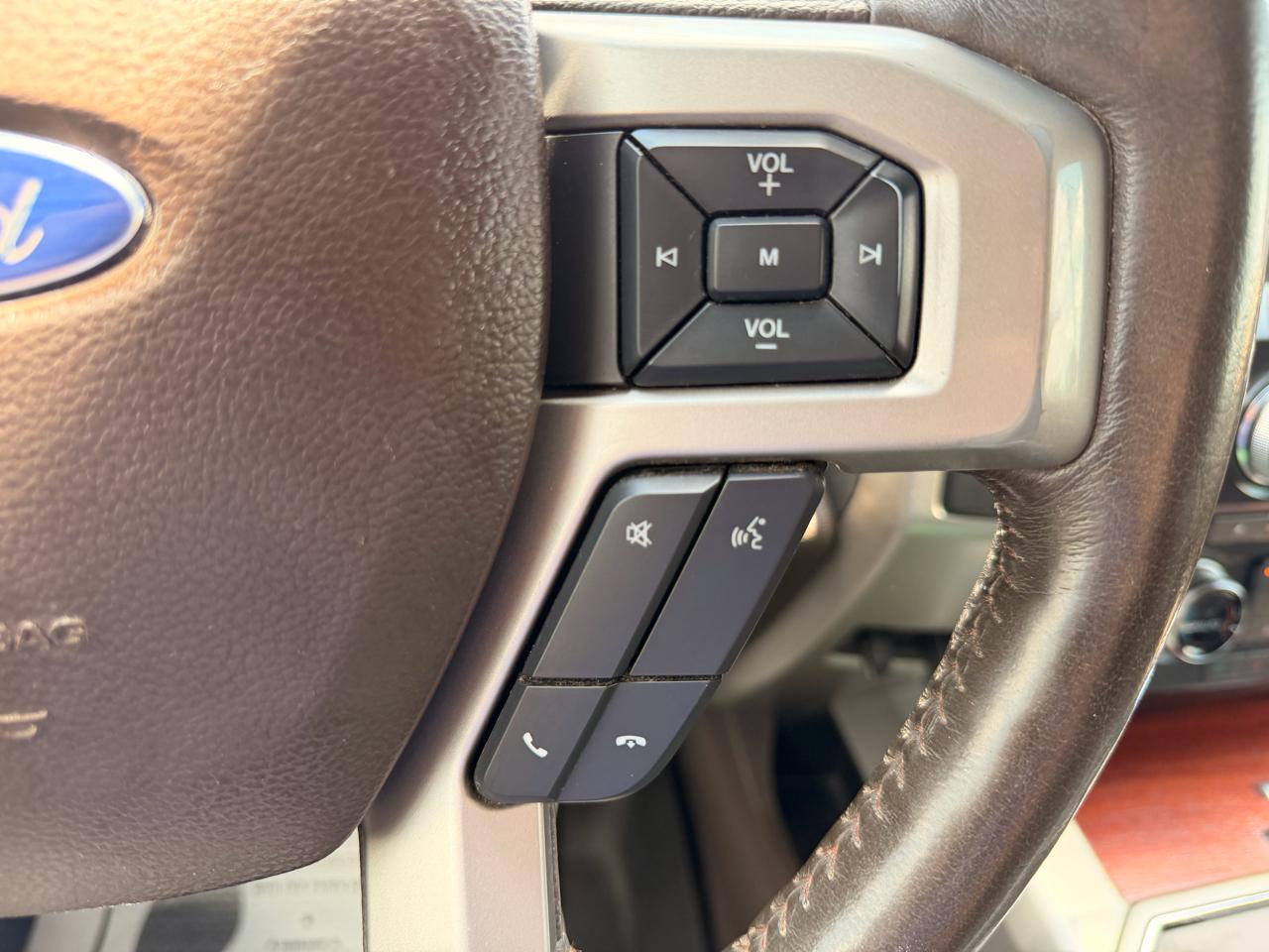 Ford F-150 King Ranch 4WD SuperCrew 5.5' Box 2015