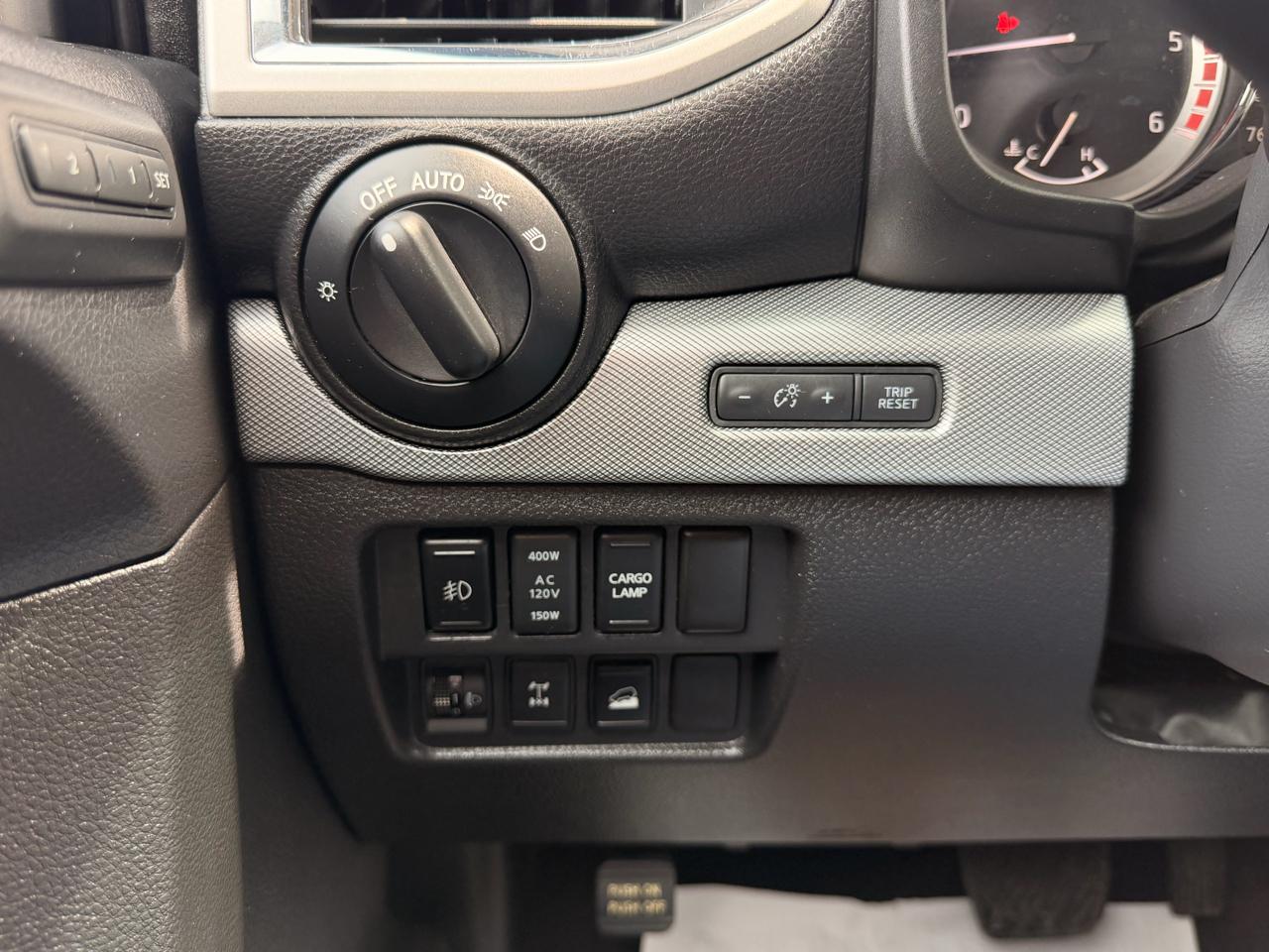 Nissan Titan XD PRO-4X Crew Cab 4WD Diesel 2016