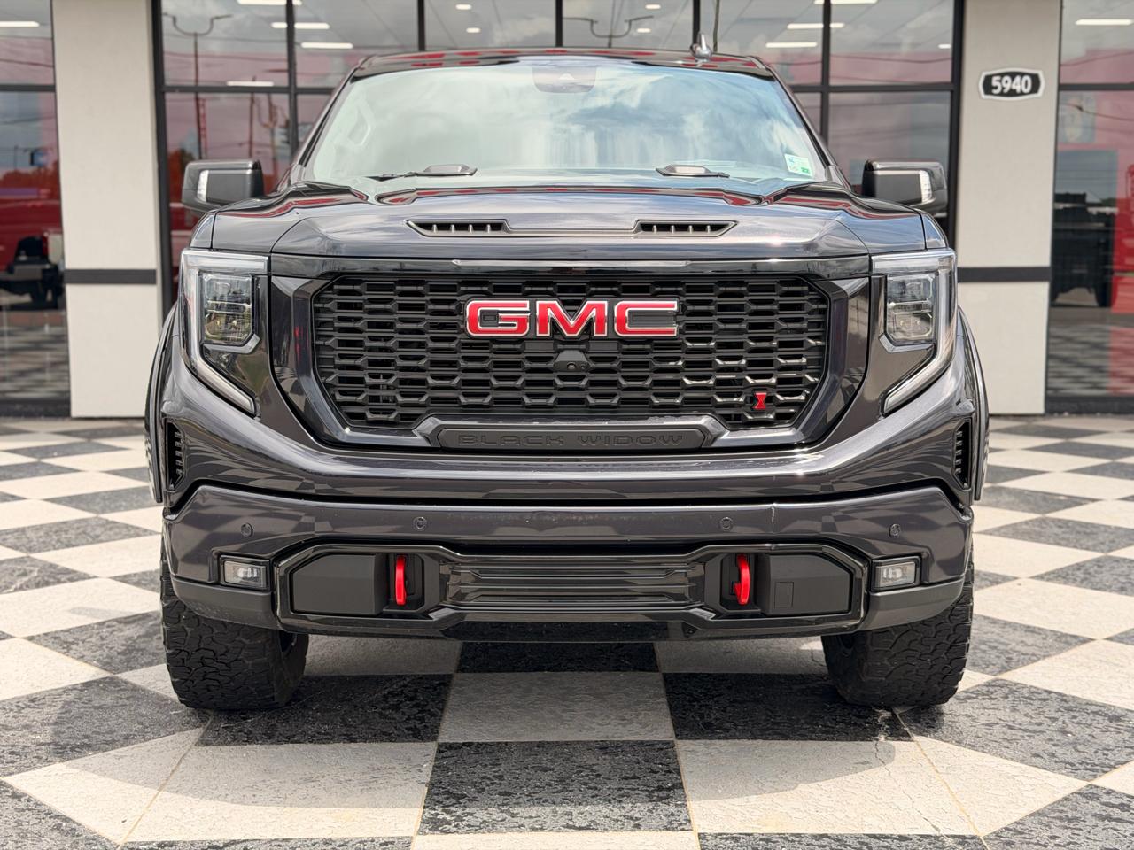 GMC Sierra 1500 AT4 Crew Cab 4WD 2023